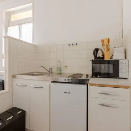 ++++ Renove 200 M Et 300 M De La Rue Pietonne ++++ 公寓 *