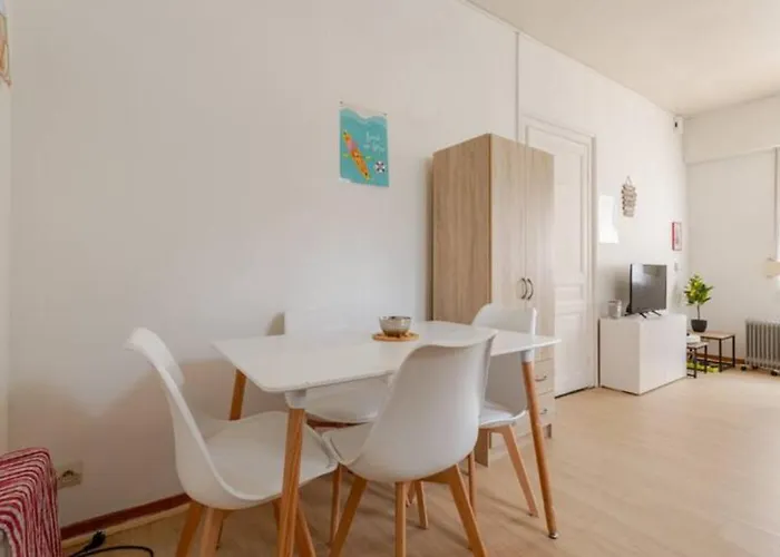 アパート ++++ Renove 200 M Et 300 M De La Rue Pietonne ++++